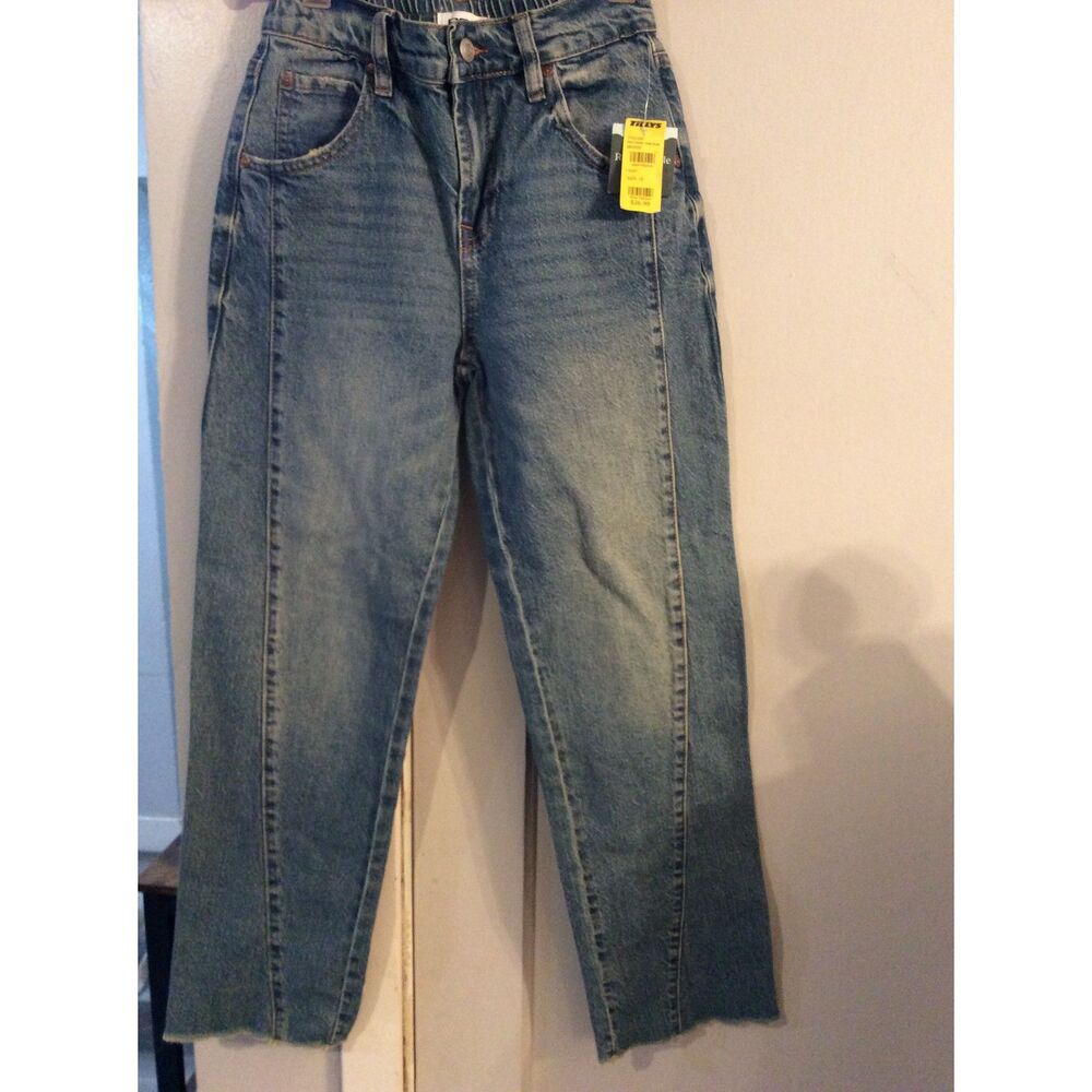 New NWT Tillys RSQ Girls Barrel Seam Denim Jeans Size 12 Frayed Hem